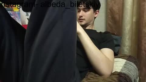 Snapshot of albeda22 chatting on 10-27-25, 05:17 Albedo online show from 10-27-25, 05:17