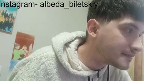 Snapshot of albeda22 chatting on 11-08-25, 10:37 Albedo online show from 11-08-25, 10:37