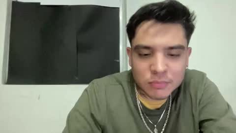 alber753713 online show from 06-05-26, 06:52