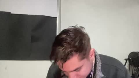 alber753713 online show from 06-16-26, 05:43
