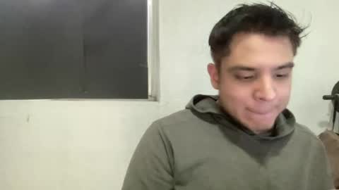 alber753713 online show from 06-17-26, 11:38