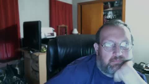 Snapshot of alberik2316 chatting on 12-24-24, 09:00 Alberik online show from 12-24-24, 09:00