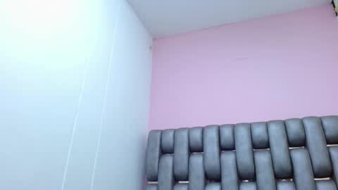 Albert online show from 09-19-25, 02:24