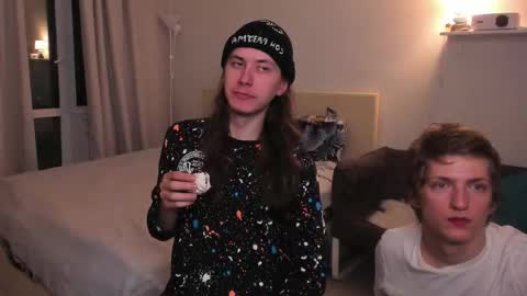 Snapshot of albertpainhate chatting on 09-18-25, 11:29 Albert You can ------------ support me at online show from 09-18-25, 11:29