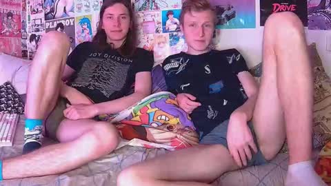 Snapshot of albertpainhate chatting on 12-14-25, 07:40 Albert You can ------------ support me at online show from 12-14-25, 07:40