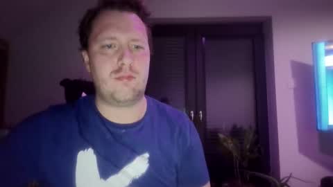 Snapshot of albinos420 chatting on 05-07-26, 01:00 albinos420 online show from 05-07-26, 01:00