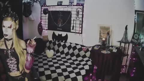 Mistic witch online show from 03-12-25, 02:41