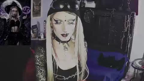 Snapshot of alchemymistic chatting on 07-10-26, 08:18 Mistic witch online show from 07-10-26, 08:18