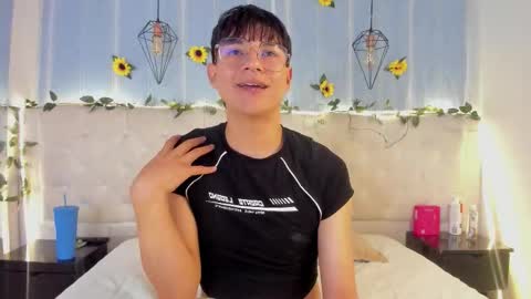 Snapshot of ale_aurarashi chatting on 10-14-25, 07:31 ale_aurarashi online show from 10-14-25, 07:31