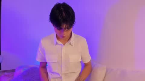 Snapshot of ale_aurarashii chatting on 07-20-26, 02:48 Ale aurarashii online show from 07-20-26, 02:48