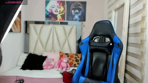 ale_noah_xxx online show from 02-14-25, 03:11