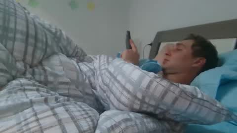 Snapshot of aledewalt chatting on 01-21-25, 09:13 call me on skp alexdewalt online show from 01-21-25, 09:13