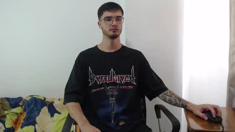 Snapshot of aleex_miller chatting on 09-30-25, 07:19 aleex_miller online show from 09-30-25, 07:19