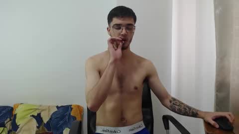 Snapshot of aleex_miller chatting on 10-03-25, 07:22 aleex_miller online show from 10-03-25, 07:22