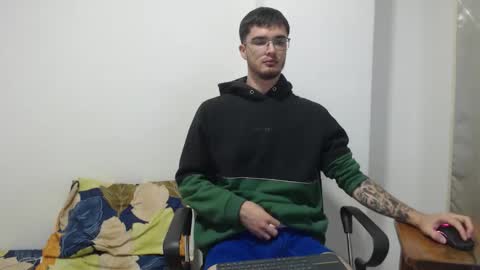 Snapshot of aleex_miller chatting on 10-08-25, 07:39 aleex_miller online show from 10-08-25, 07:39