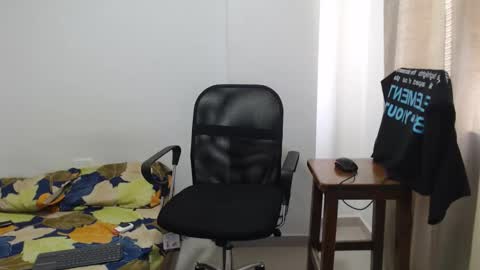 Snapshot of aleex_miller chatting on 10-09-25, 09:24 aleex_miller online show from 10-09-25, 09:24