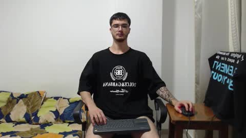 Snapshot of aleex_miller chatting on 10-10-25, 09:30 aleex_miller online show from 10-10-25, 09:30