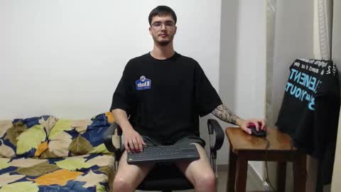 Snapshot of aleex_miller chatting on 10-11-25, 01:27 aleex_miller online show from 10-11-25, 01:27