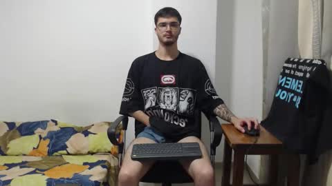 Snapshot of aleex_miller chatting on 10-13-25, 12:43 aleex_miller online show from 10-13-25, 12:43