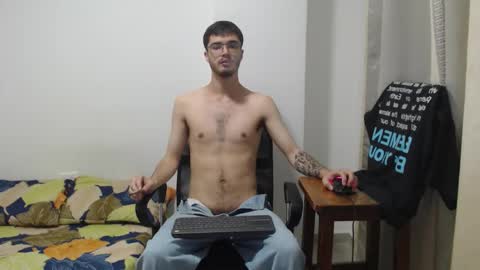 Snapshot of aleex_miller chatting on 10-21-25, 08:37 aleex_miller online show from 10-21-25, 08:37