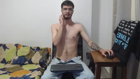 Snapshot of aleex_miller chatting on 10-25-25, 08:55 aleex_miller online show from 10-25-25, 08:55