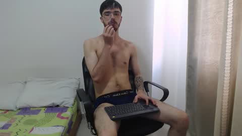 Snapshot of aleex_miller chatting on 12-14-25, 08:02 aleex_miller online show from 12-14-25, 08:02