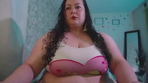 Snapshot of aleia_taylor chatting on 12-15-24, 06:18 aleia taylor online show from 12-15-24, 06:18
