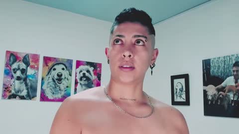 Snapshot of aleja1214 chatting on 12-20-24, 01:58 Alejandra online show from 12-20-24, 01:58