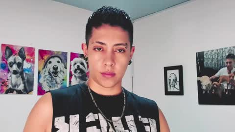 Snapshot of aleja1214 chatting on 01-22-25, 10:15 Alejandra online show from 01-22-25, 10:15