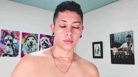 Snapshot of aleja1214 chatting on 01-31-25, 05:53 Alejandra online show from 01-31-25, 05:53