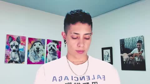 Snapshot of aleja1214 chatting on 02-20-25, 04:18 Alejandra online show from 02-20-25, 04:18