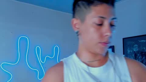 Snapshot of aleja1214 chatting on 10-12-25, 10:31 Alejandra online show from 10-12-25, 10:31