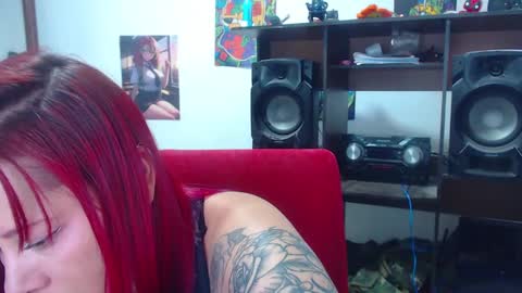 Snapshot of aleja2530 chatting on 09-10-25, 09:59 aleja online show from 09-10-25, 09:59