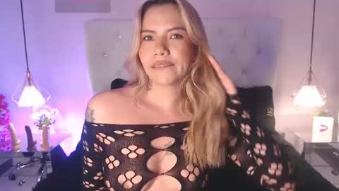  1 online show from 07-18-26, 07:39