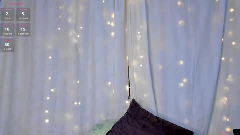 Aleja online show from 11-21-25, 03:49