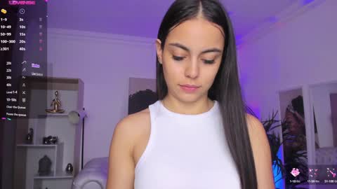 Alejandra online show from 02-05-25, 11:23