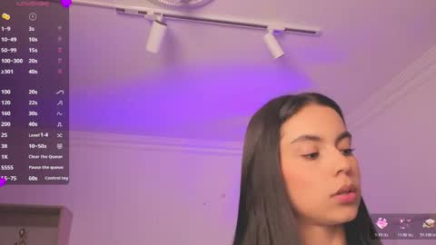 Alejandra online show from 06-05-26, 11:38