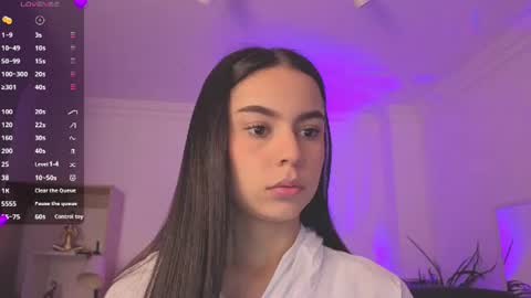 Alejandra online show from 07-20-26, 11:01