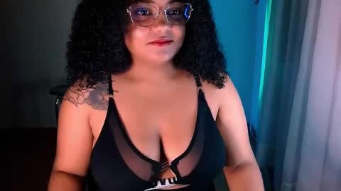 Alejandra  online show from 12-12-24, 11:47