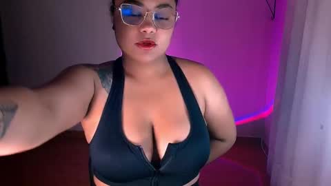 Alejandra  online show from 12-16-24, 12:04