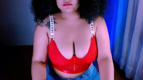 Alejandra  online show from 02-11-25, 02:57