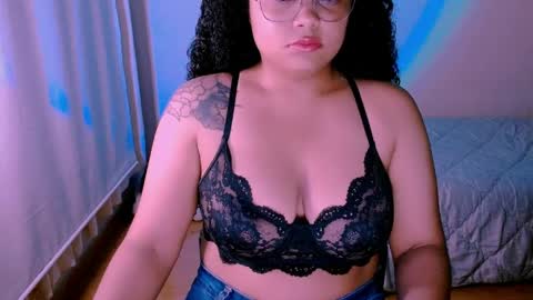 Alejandra  online show from 04-02-26, 11:46