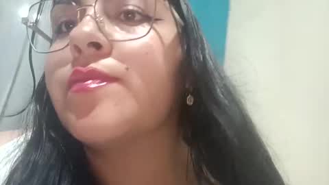 Alejandra online show from 06-03-26, 09:45