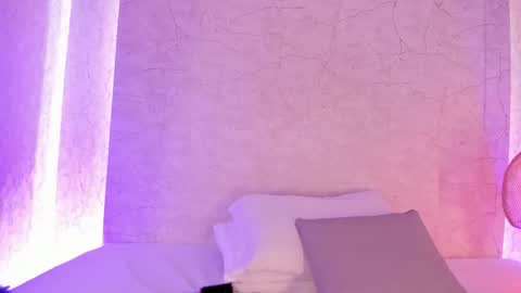 Snapshot of alejandrarojas_ chatting on 12-03-25, 11:52 Alejandra online show from 12-03-25, 11:52