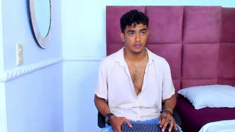 Snapshot of alejandro_williams chatting on 07-16-26, 07:31 Alejandro williams online show from 07-16-26, 07:31