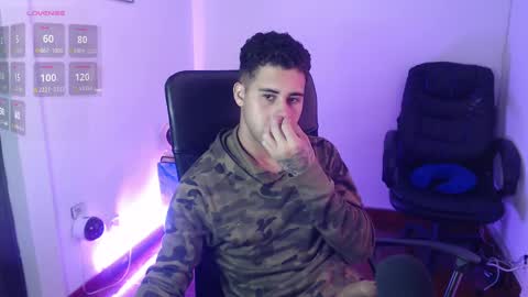 Snapshot of alejandrojf_00 chatting on 03-10-25, 08:45 Daiki jack online show from 03-10-25, 08:45