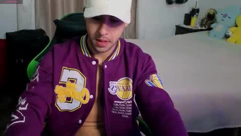 Snapshot of alejandrojf_00 chatting on 02-01-26, 08:40 Daiki jack online show from 02-01-26, 08:40