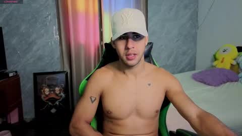 Snapshot of alejandrojf_00 chatting on 02-19-26, 02:24 Daiki jack online show from 02-19-26, 02:24