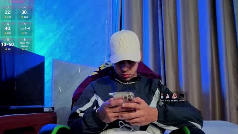 Snapshot of alejandrojf_00 chatting on 02-20-26, 11:27 Daiki jack online show from 02-20-26, 11:27