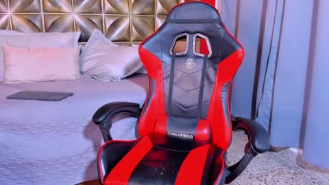 Alejo  online show from 02-06-25, 02:11